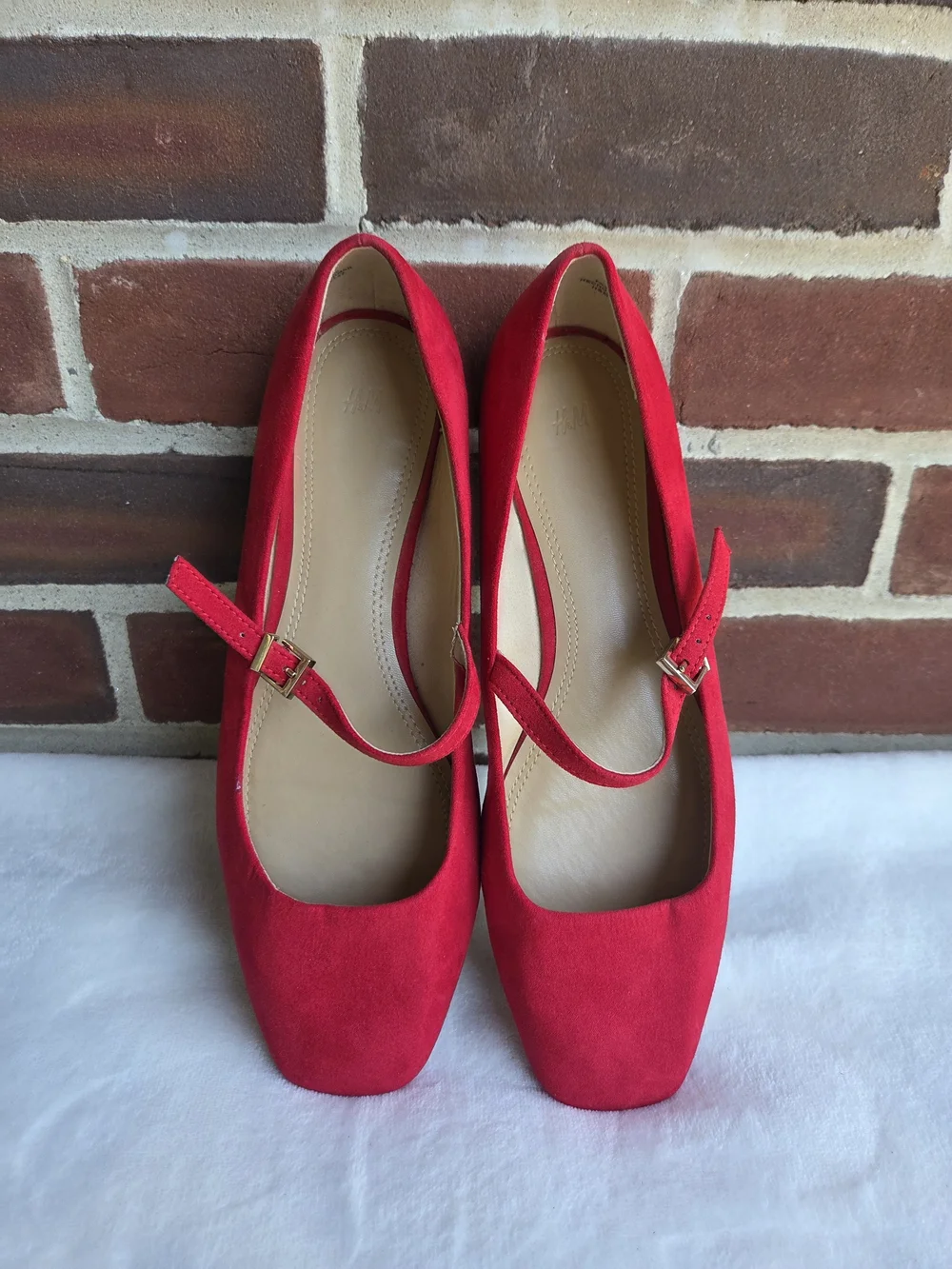 H&M Red Mary Jane Ballet Flats Square Toe Buckle Strap Women's US 7 EU 38